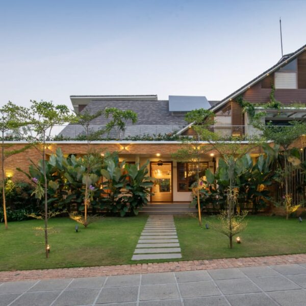 Residence for Mr. Rejis