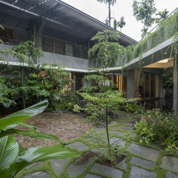 Residence for Mr. Darius